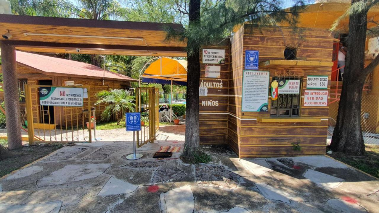 Parque Girasoles Balneario & Cabanas San Francisco del Rincón Esterno foto